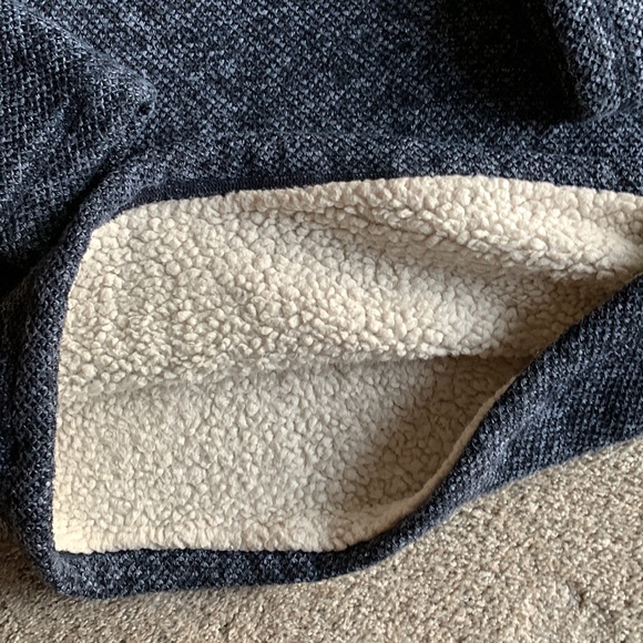 ORVIS. Pullover.  Medium. Sherpa Lines.  Cozy!! - Picture 4 of 5